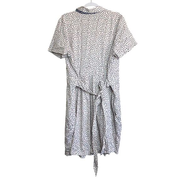 Foxcroft Vienna Collared Dress Women 18 White Blue Polka Dots Wrinkle Free - Picture 2 of 3